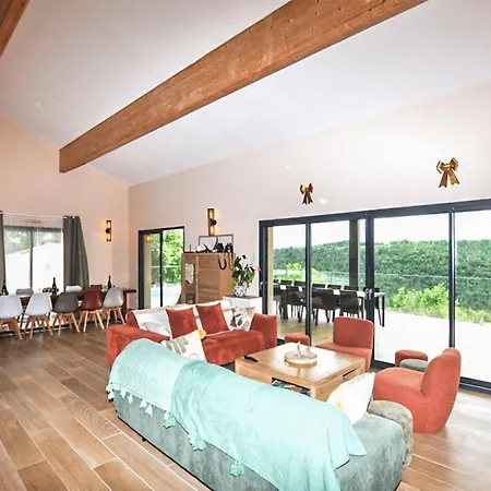 Holiday home Stunning In With Wifi